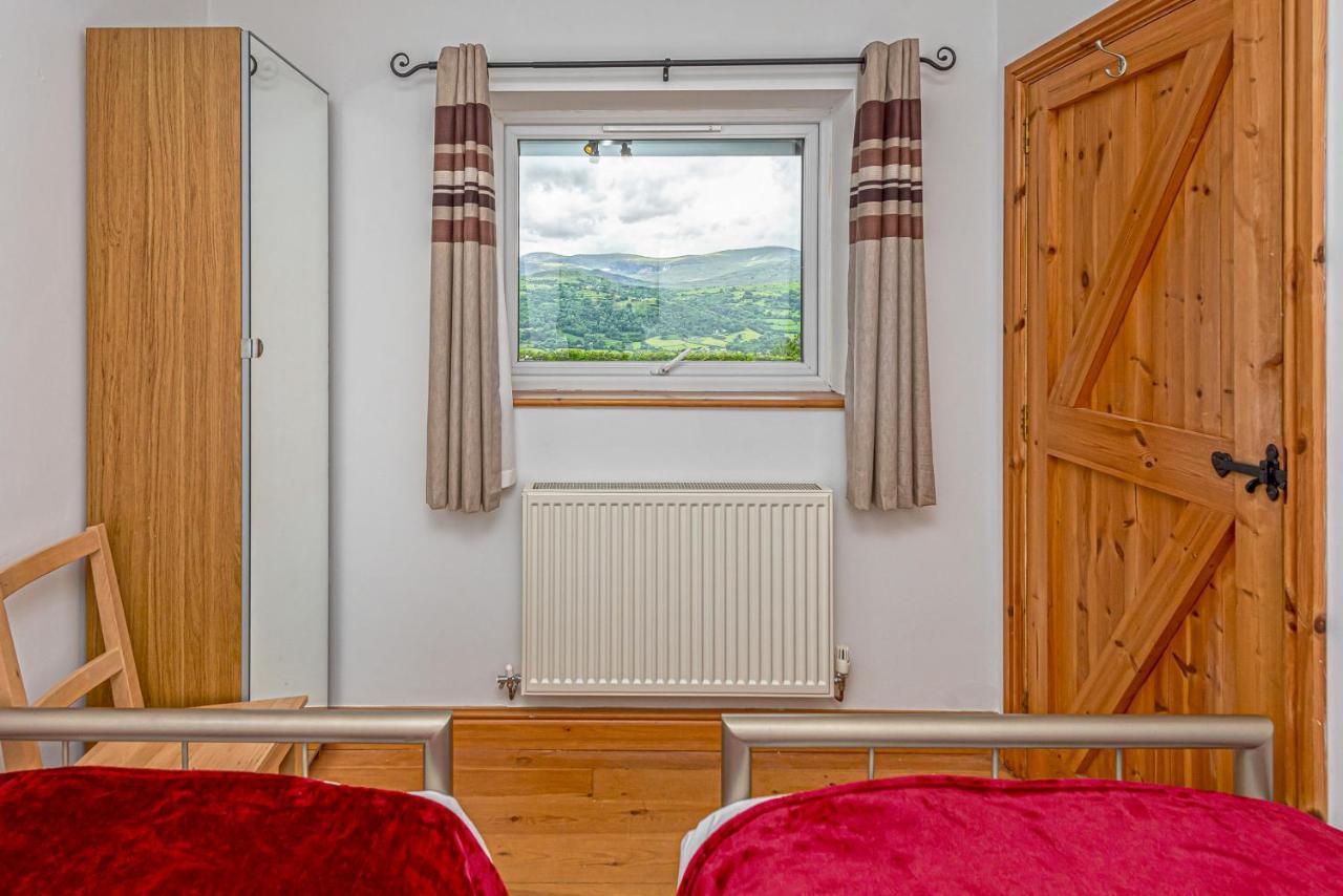 Laurel - Pet-Friendly Cottage With Indoor Pool, Hot Tub & Panoramic Snowdonia Views Colwyn Bay Exterior foto