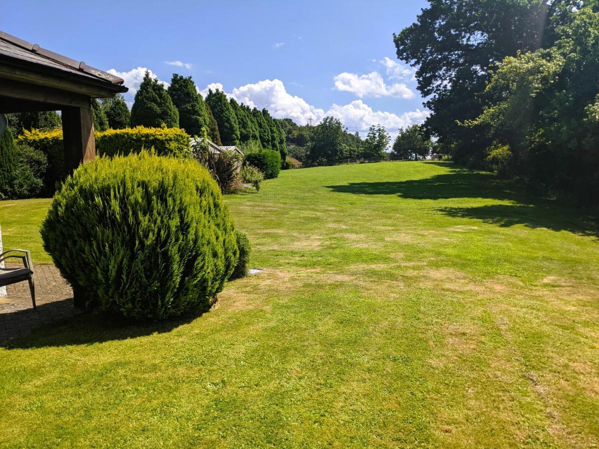 Laurel - Pet-Friendly Cottage With Indoor Pool, Hot Tub & Panoramic Snowdonia Views Colwyn Bay Exterior foto